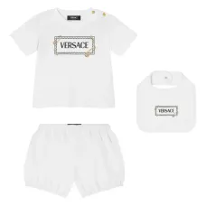 комплект из футболки и шортов с логотипом