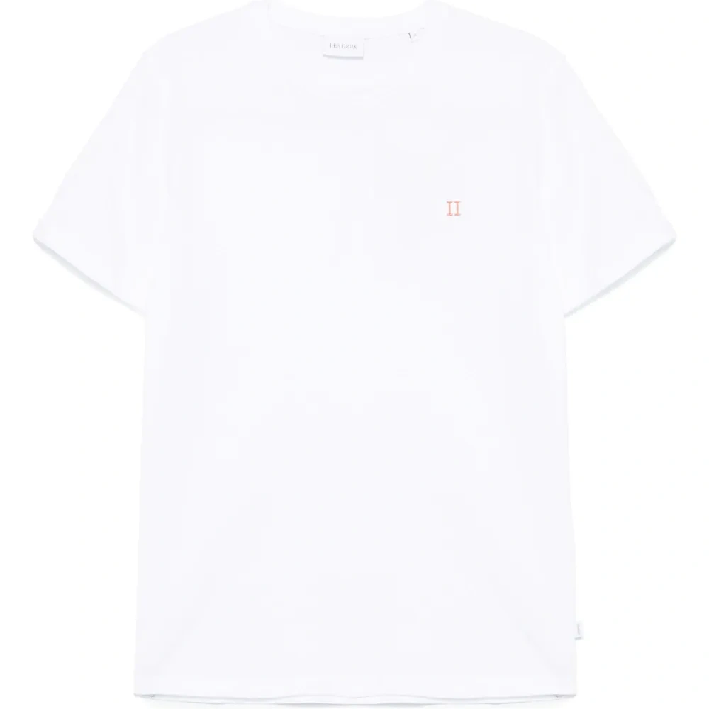 Футболка с вышитым логотипом