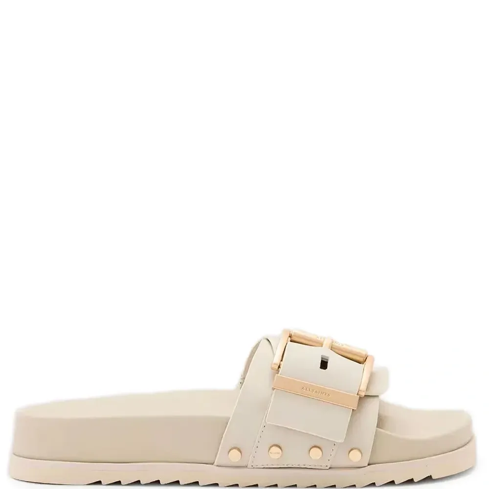 Сандалии на резиновой подошве Сандалии на резиновой подошве