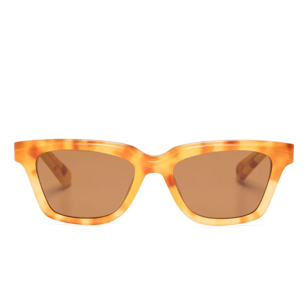 Солнцезащитные очки в оправе черепаховой расцветки