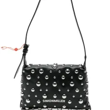 Сумка на плечо с заклёпками