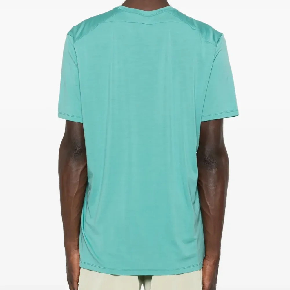 Футболка Frame