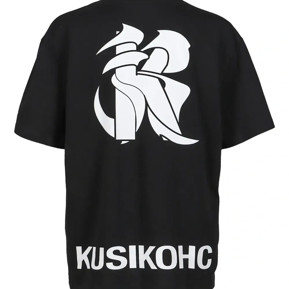 Футболка оверсайз с графичным принтом