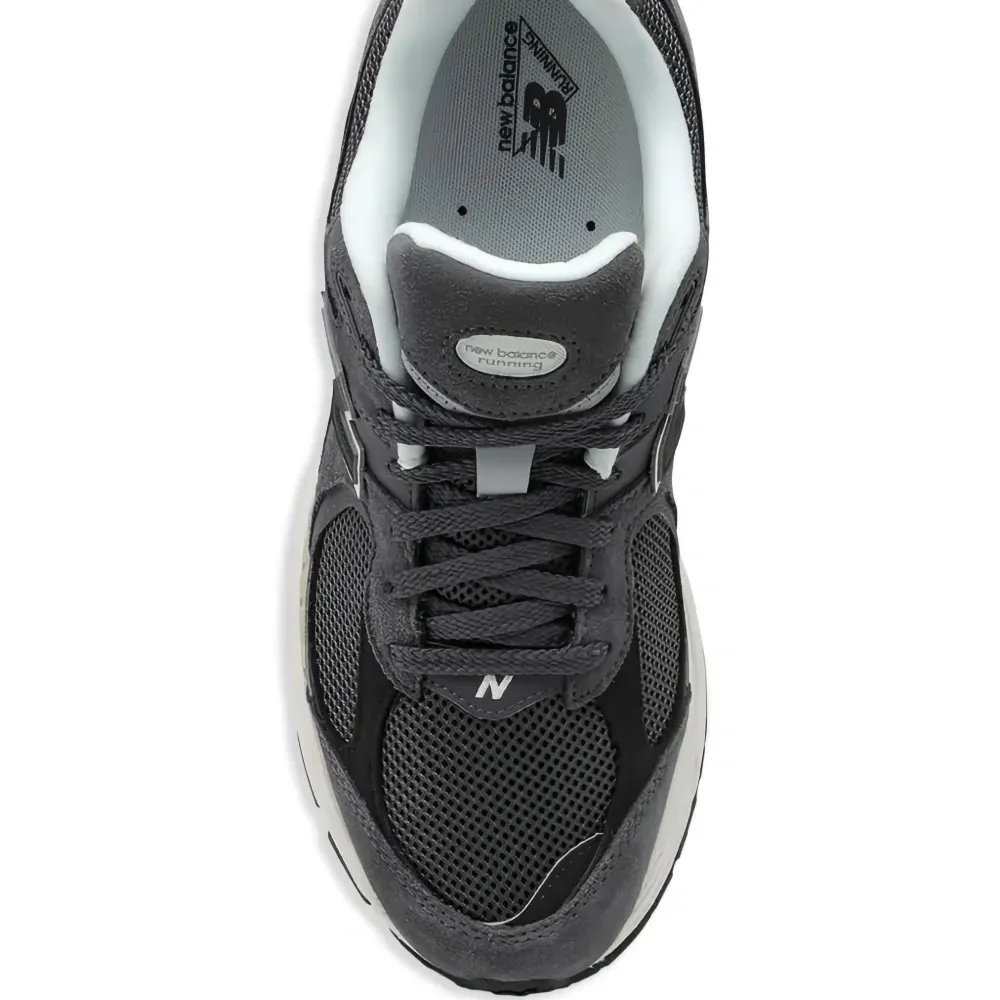 Кроссовки 2002