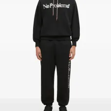 спортивные брюки с надписью