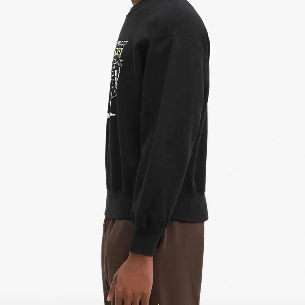 Толстовка с графичным принтом