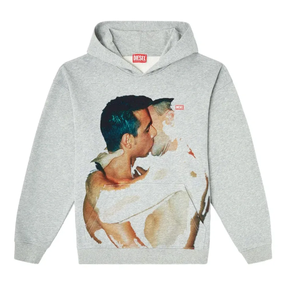 худи с принтом Kiss из коллаборации с Tom of Finland Foundation