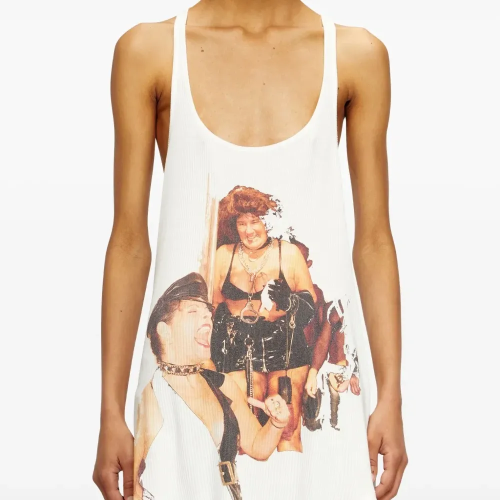 топ T-Shanry из коллаборации с Tom of Finland Foundation