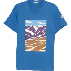 Футболка с графичным принтом