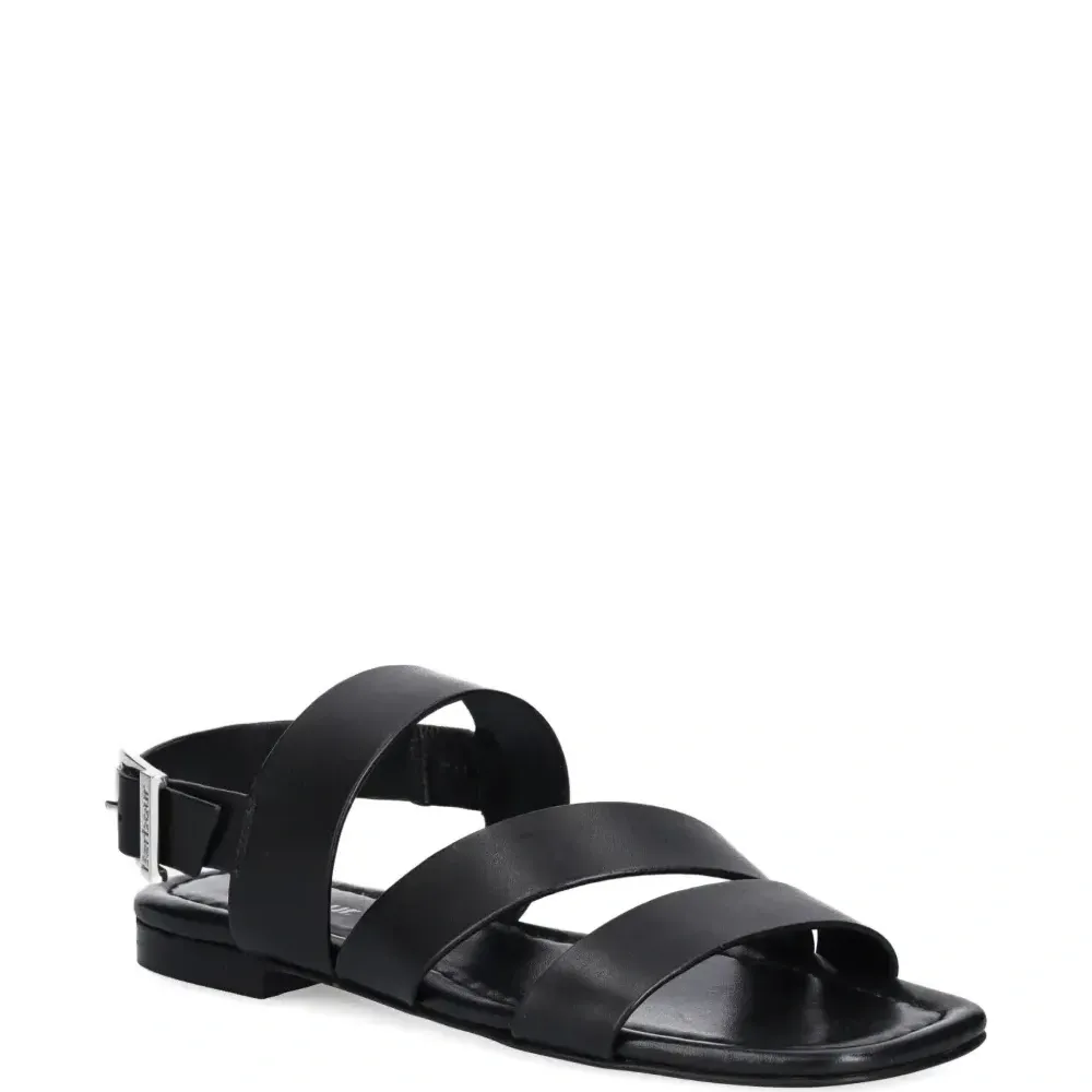 Сандалии на резиновой подошве