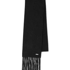 Шарф с бахромой и логотипной нашивкой