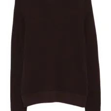 Свитер с круглым вырезом