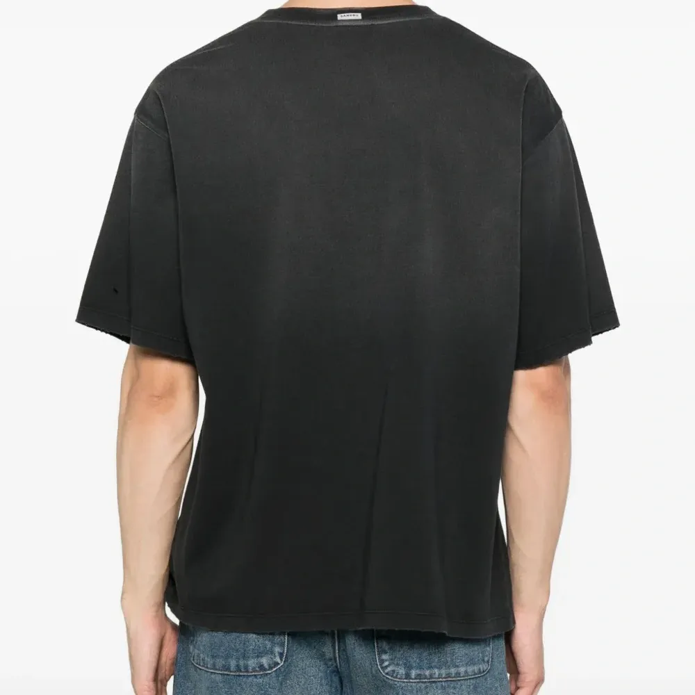 Футболка с круглым вырезом