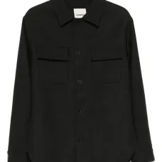 куртка на пуговицах