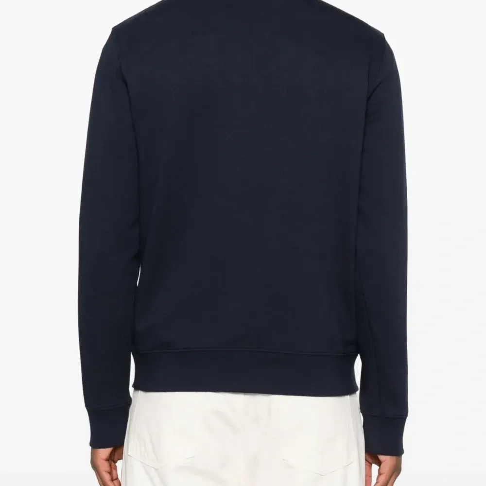 толстовка с круглым вырезом