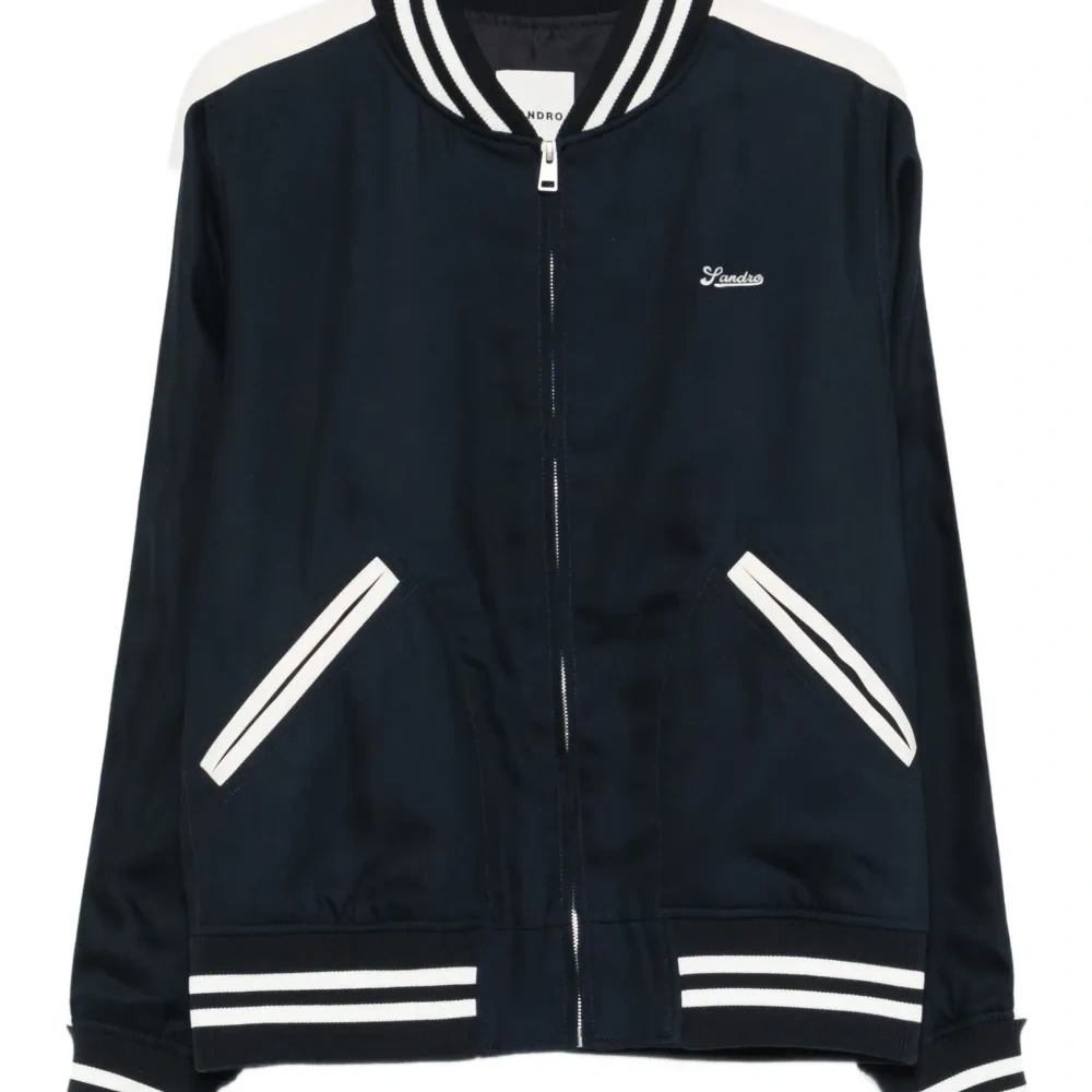 Бомбер с вышитым логотипом