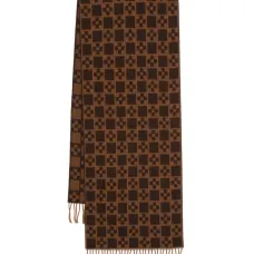 Шерстяной шарф с геометричным узором