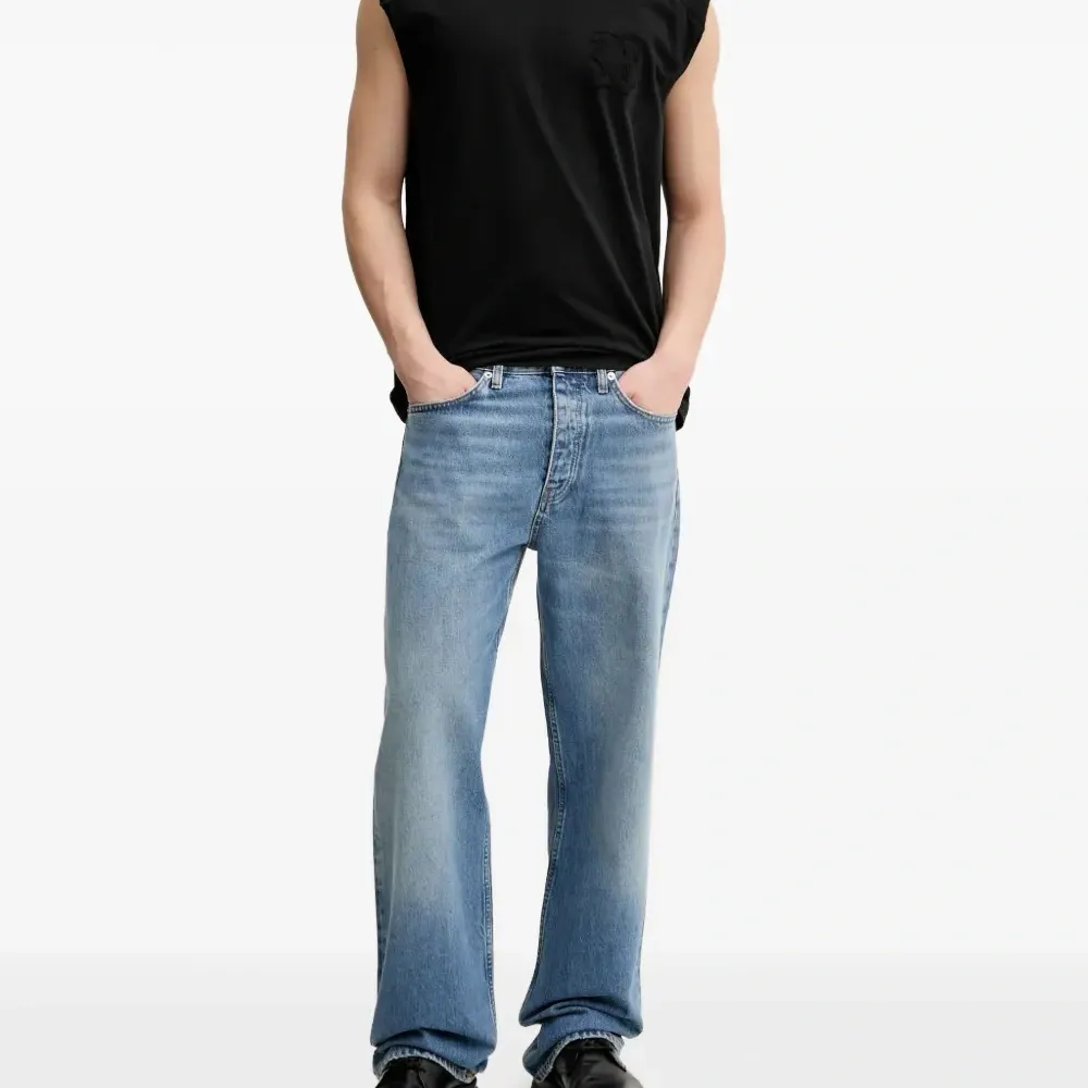 топ с вышивкой