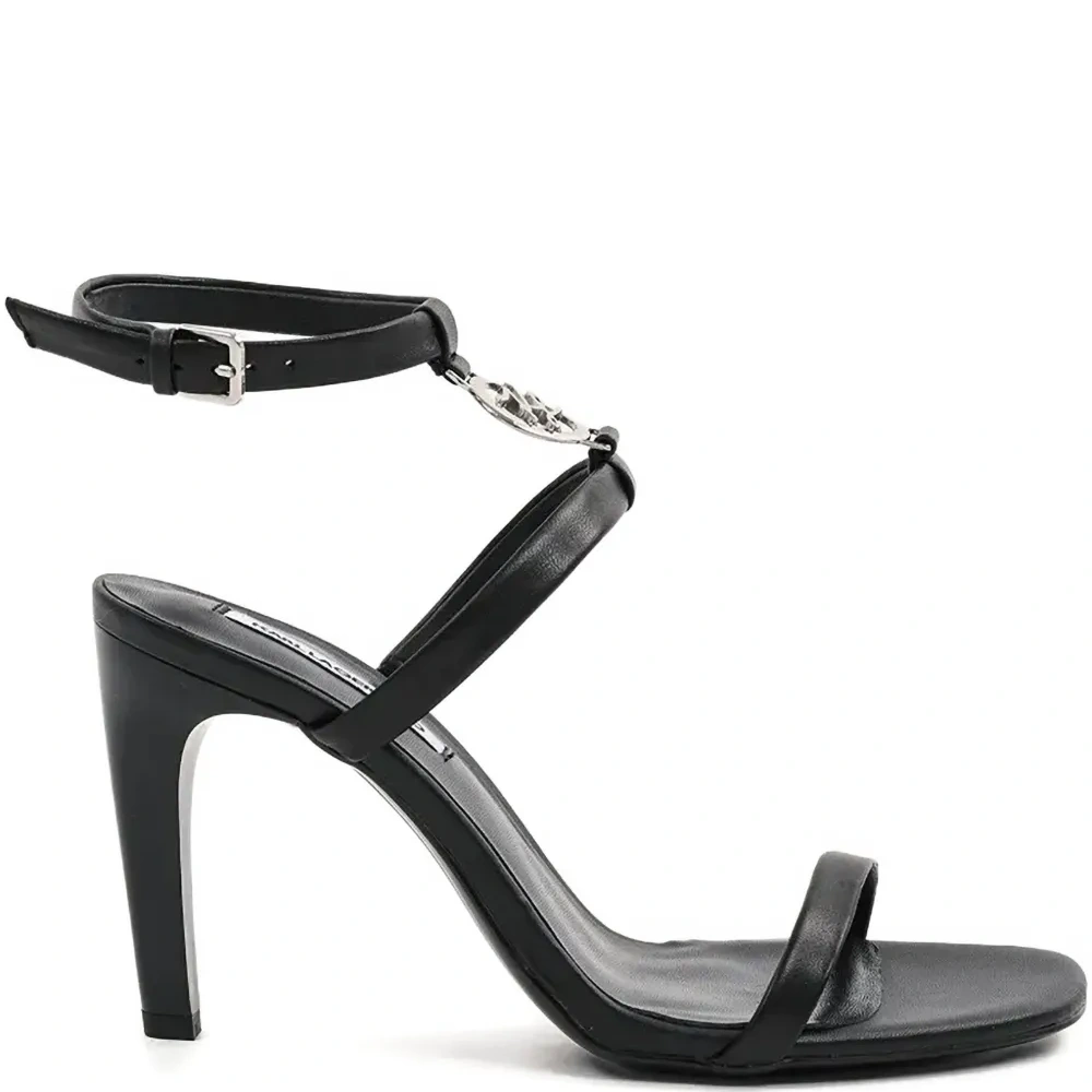 Босоножки с логотипом