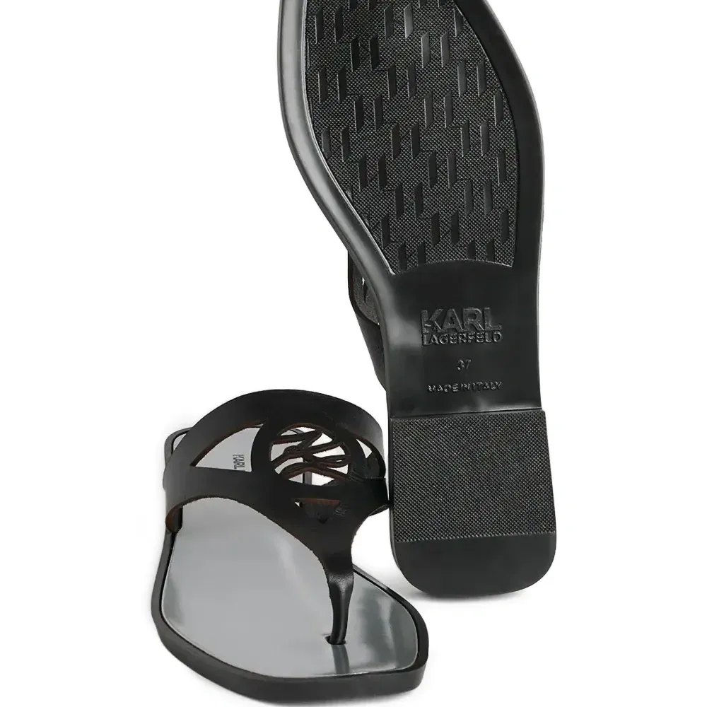 Сандалии с Т-образным ремешком