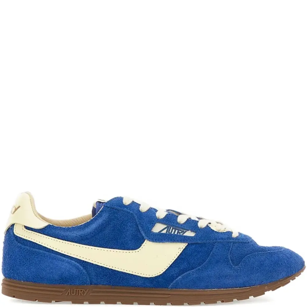 Кожаные кроссовки