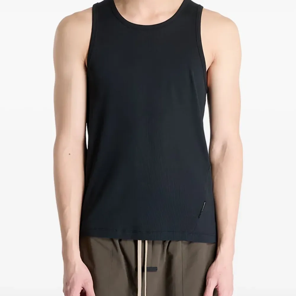 Топ без рукавов Топ без рукавов