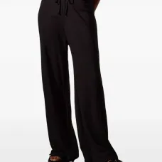 Спортивные брюки на завязках