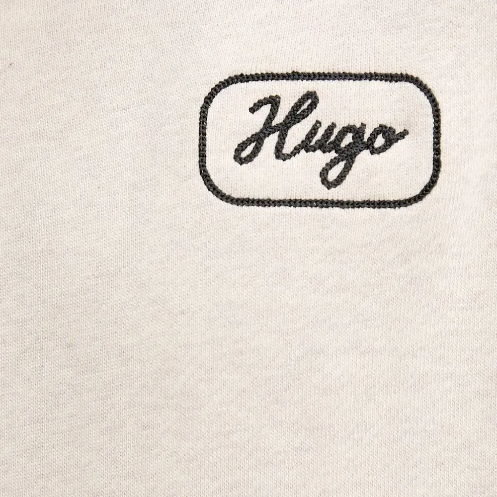 Худи с вышивкой