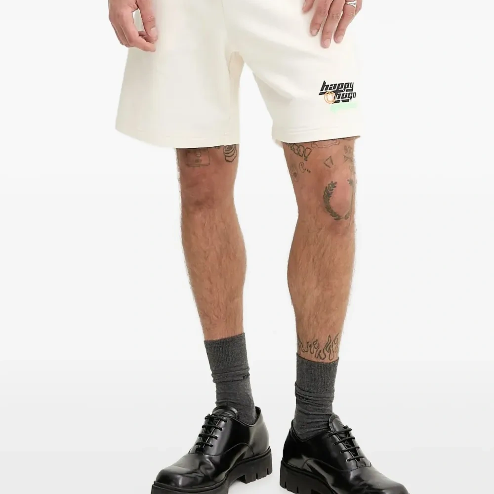 Спортивные шорты с логотипом