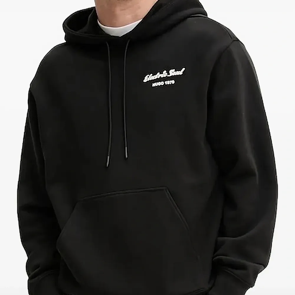 Худи с графичным принтом