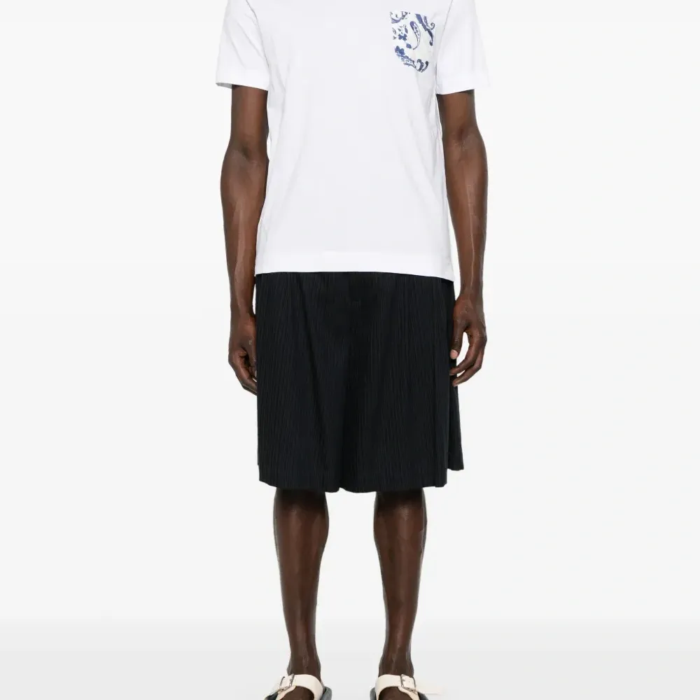 Футболка с принтом пейсли