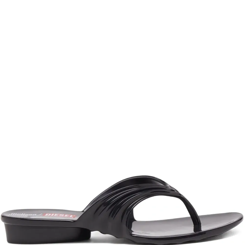 сандалии со складками из коллаборации с Melissa