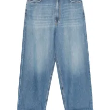 Джинсы на пуговицах