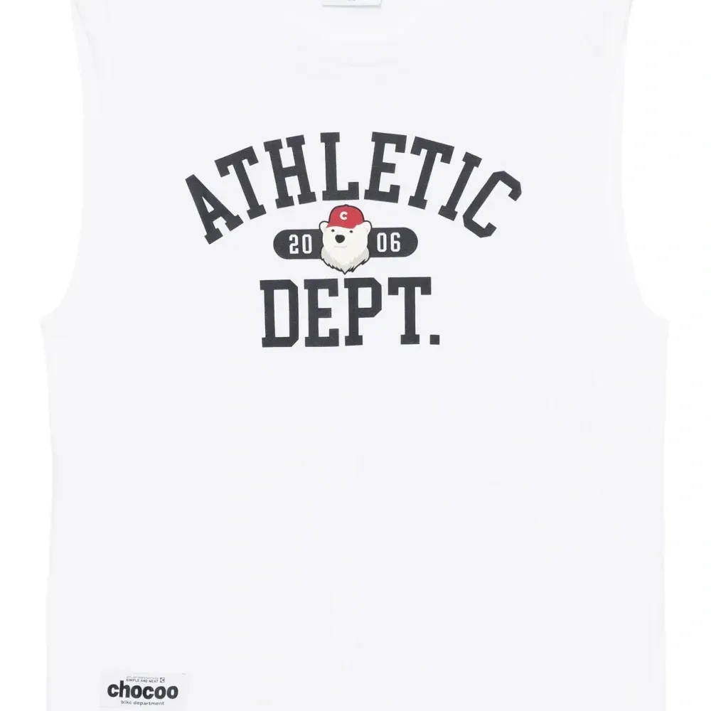 топ с графичным принтом