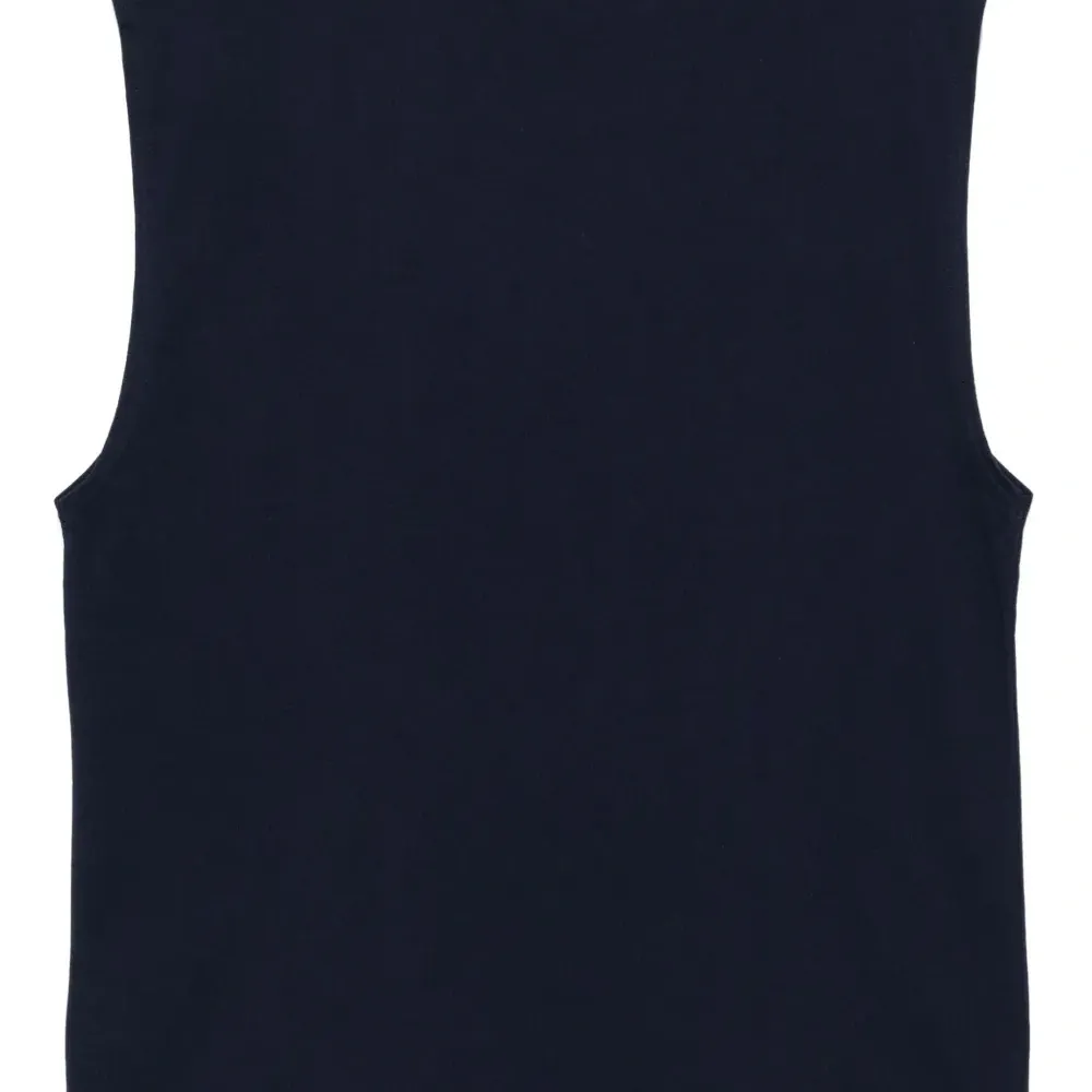 топ с графичным принтом