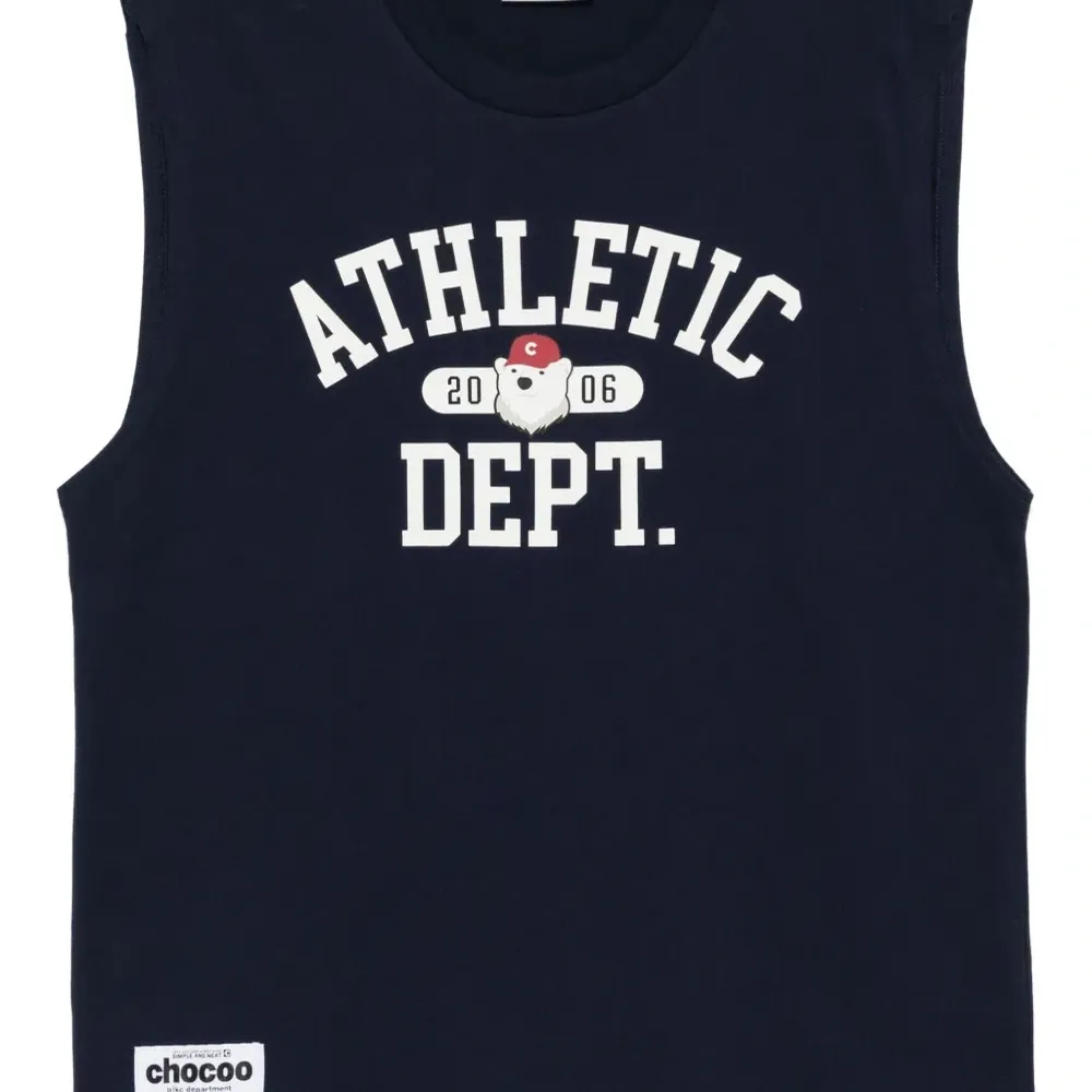 топ с графичным принтом