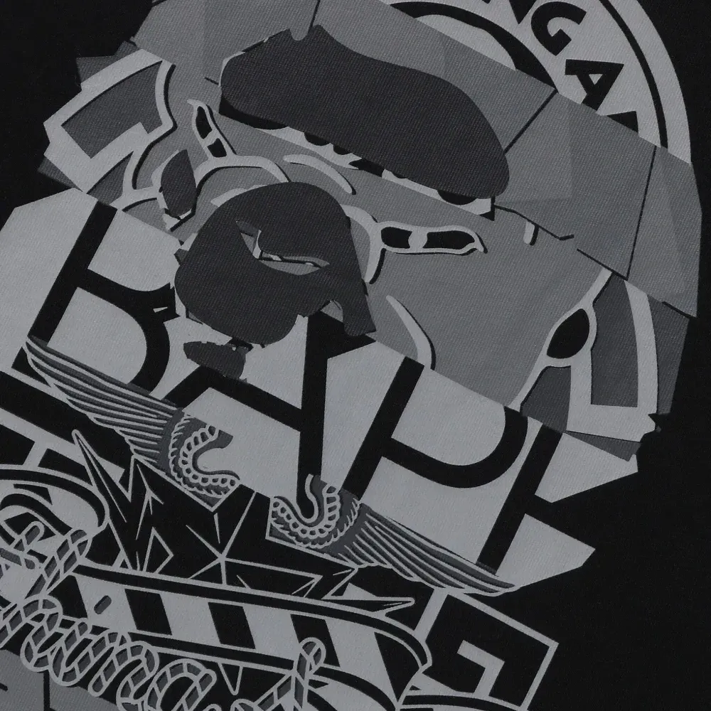 футболка с графичным принтом футболка с графичным принтом