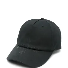 Бейсболка с вышитым логотипом