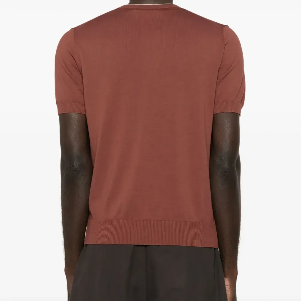 Футболка тонкой вязки