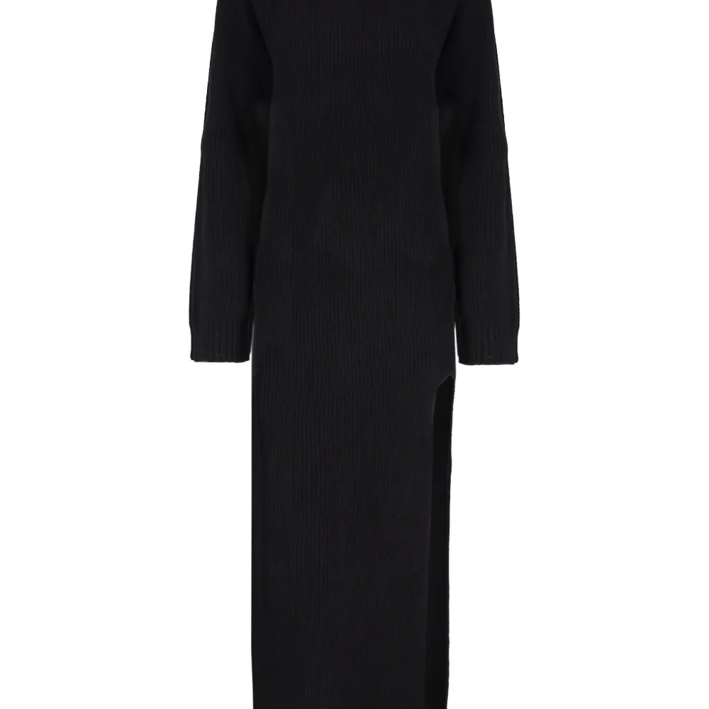 Вязаное платье миди