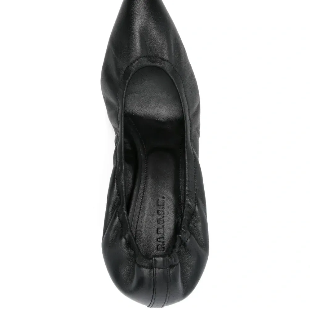 Кожаные туфли