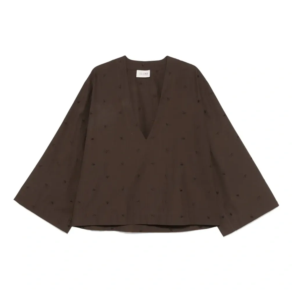 Блузка с V-образным вырезом