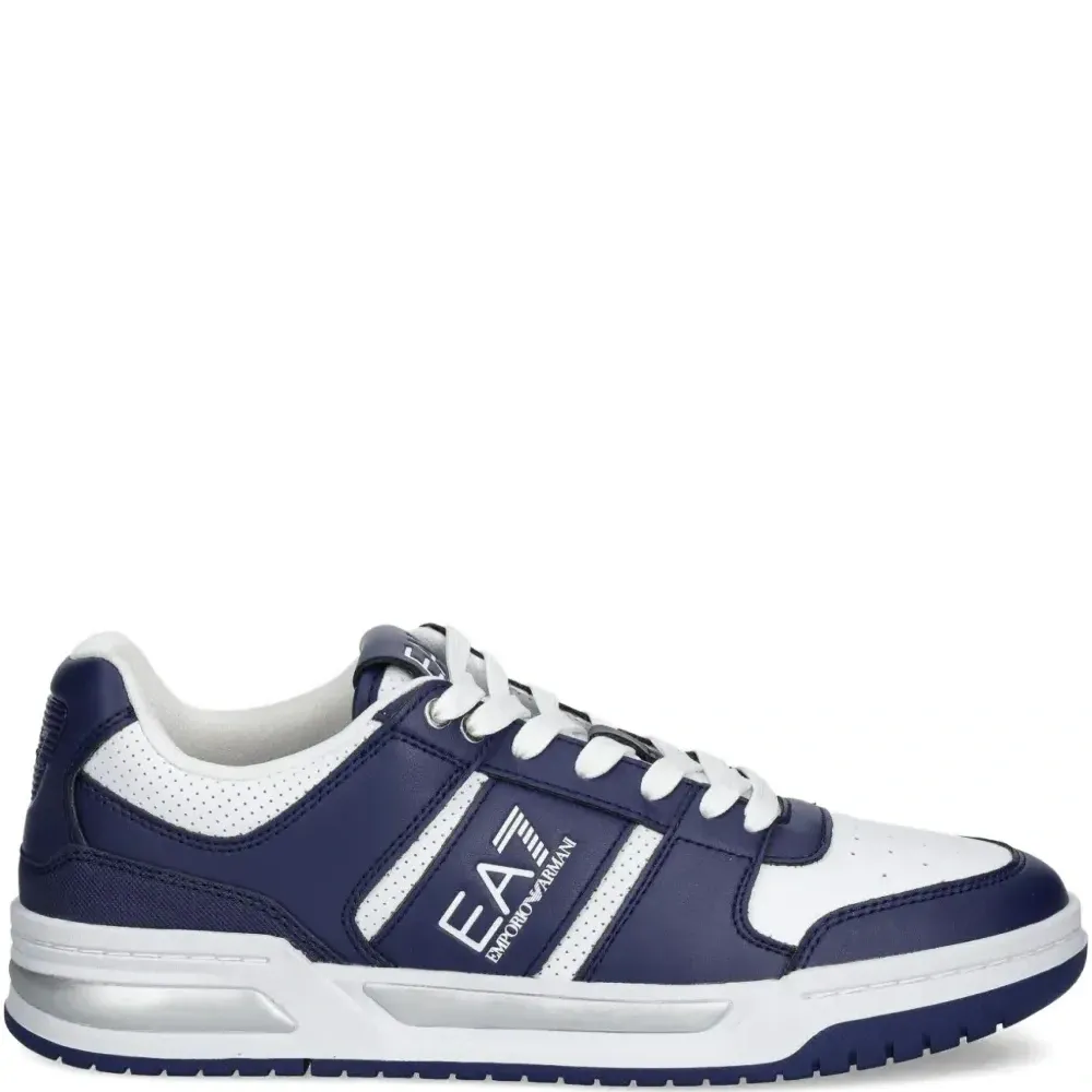 Кожаные кроссовки