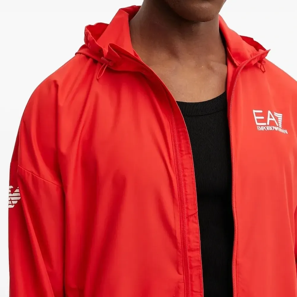 Спортивное худи с логотипом Спортивное худи с логотипом