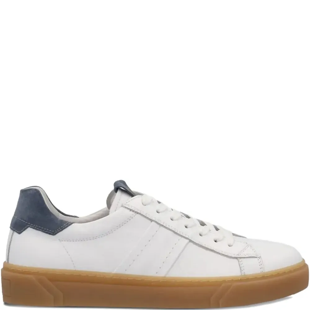 Кожаные кроссовки