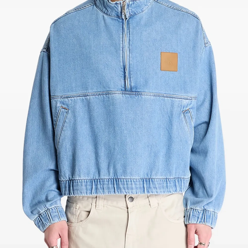 Джинсовая куртка