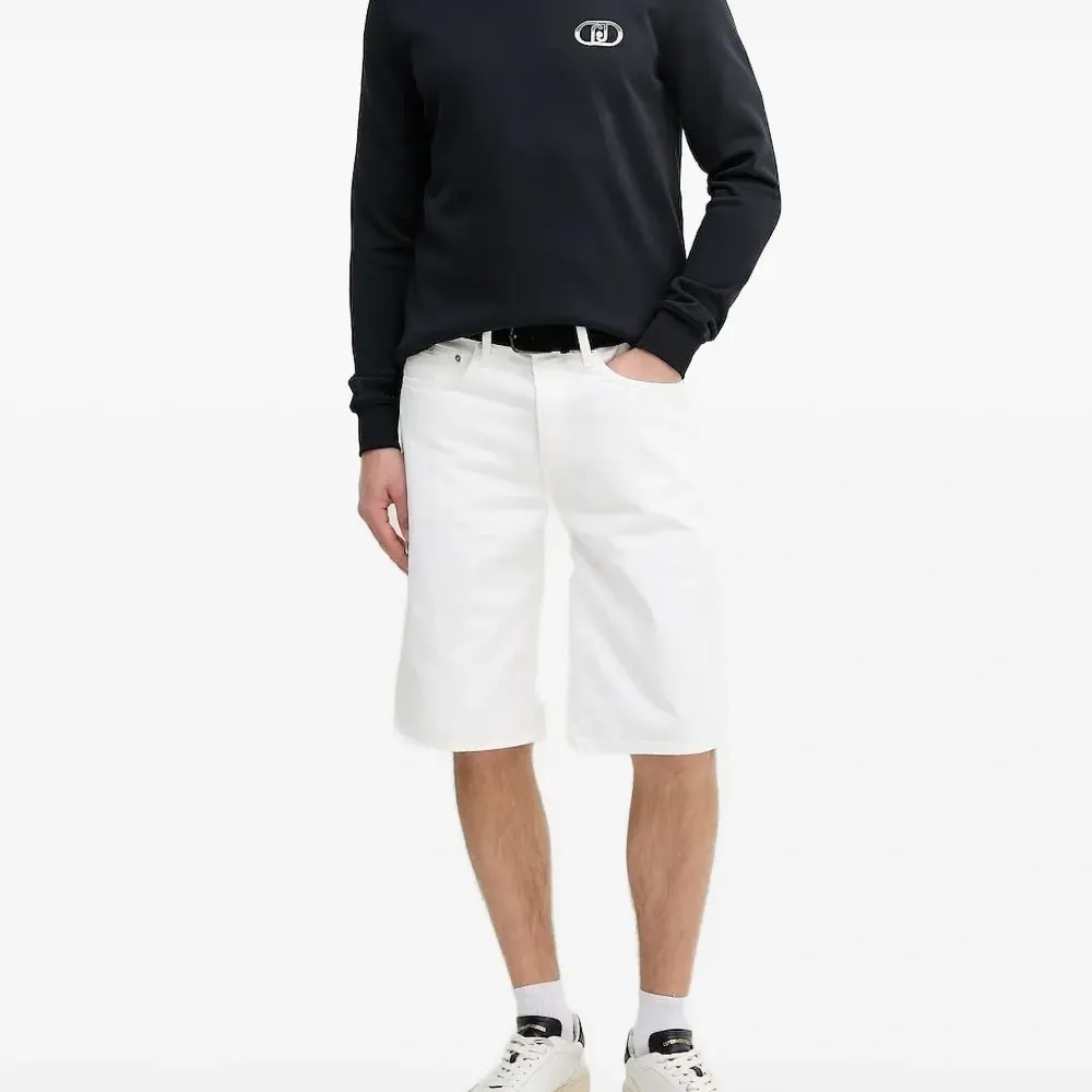 Толстовка с логотипом Толстовка с логотипом