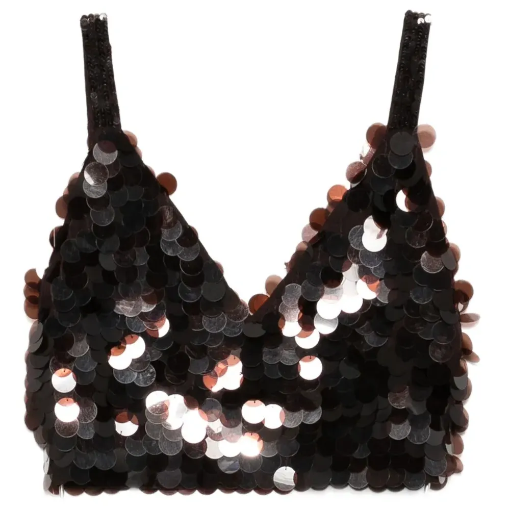 Топ с треугольными чашками и пайетками