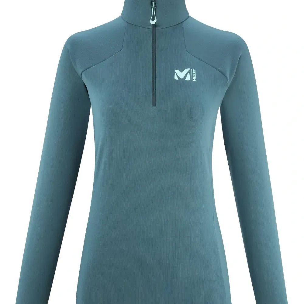 Футболка с логотипом