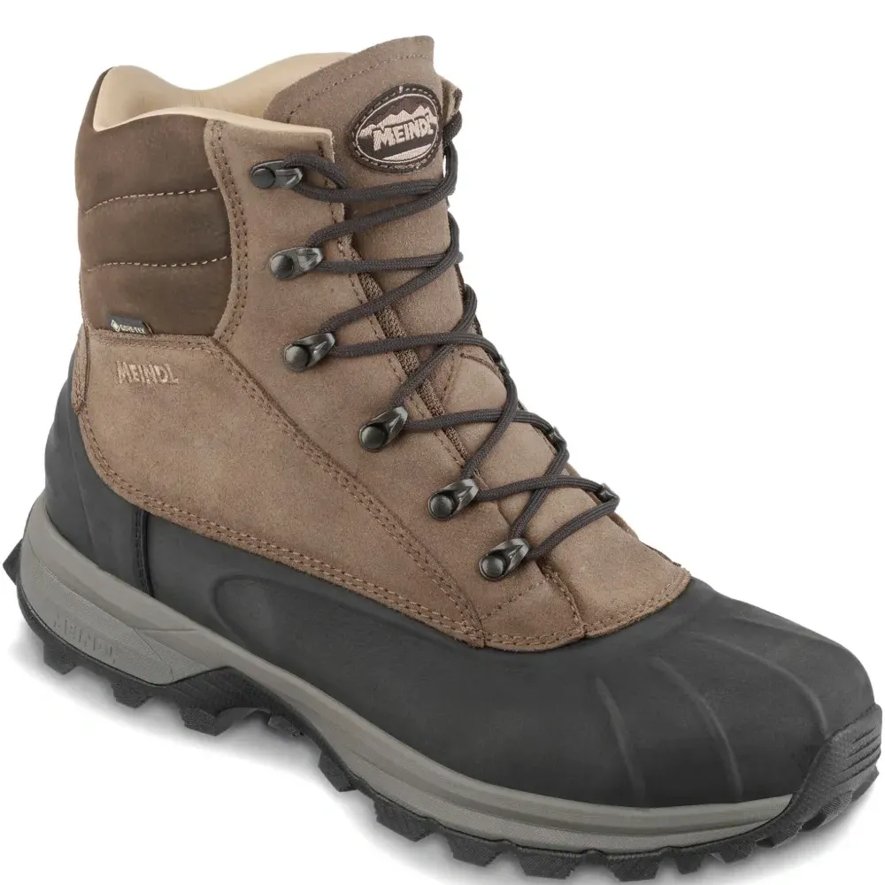 Треккинговые ботинки